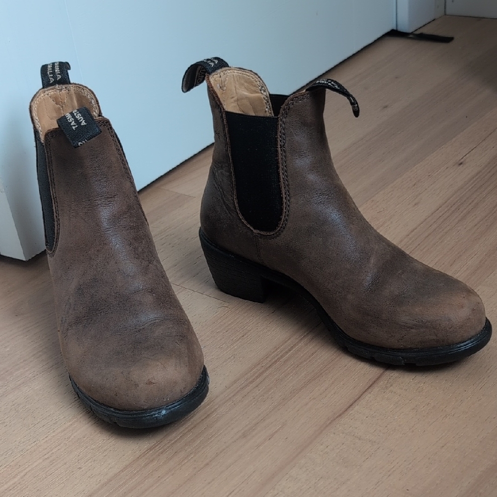 Blundstone Leather Ankle Boots